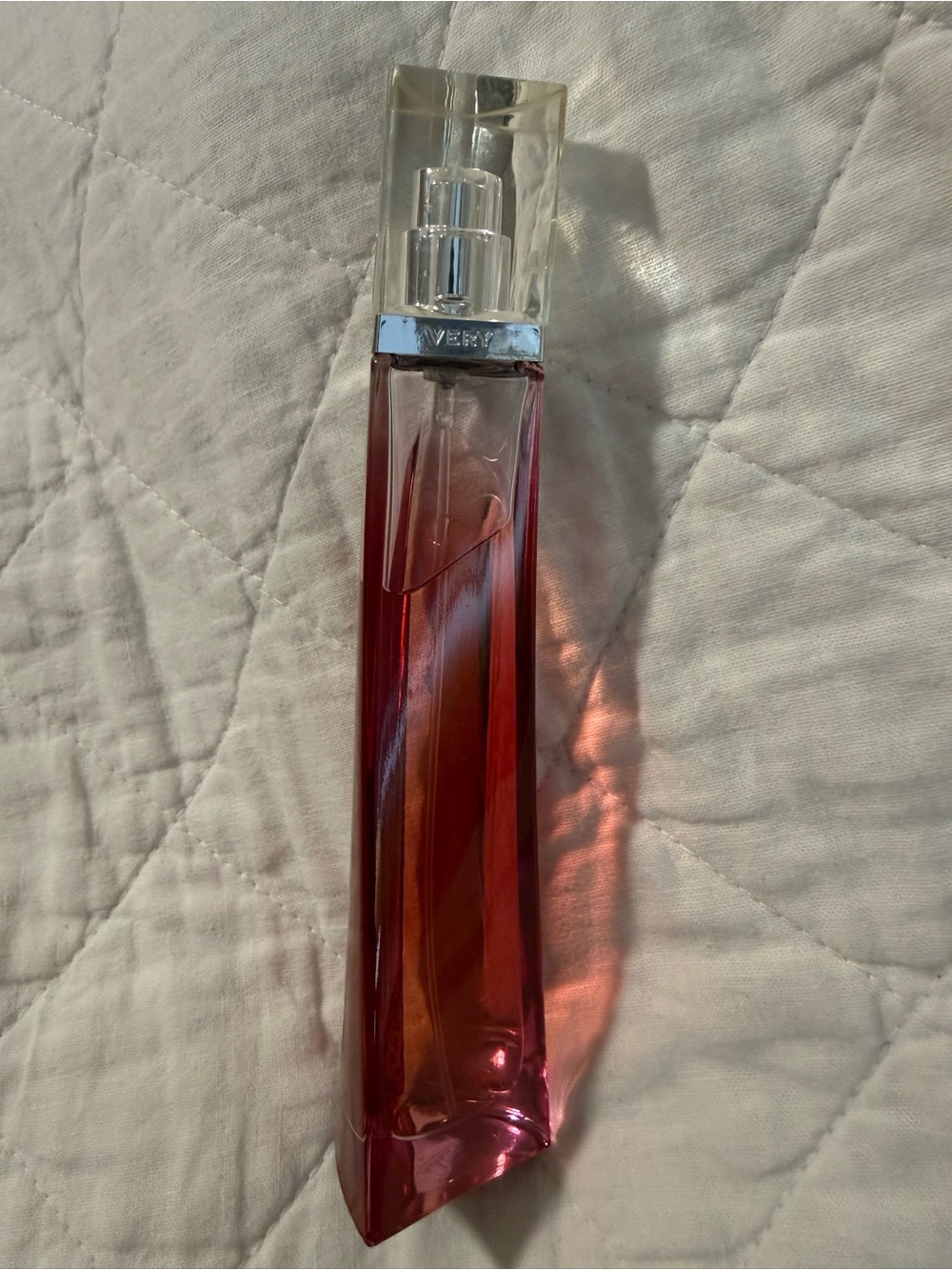 Givenchy Very Irresistible Eau de Toilette perfume - Picture 2 of 2